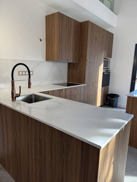 Plans de travail et ilot en Quartz Silestone Bronze Rivers sur Castelnau le lez