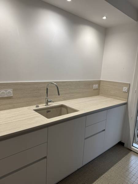 Lamiman Travertino Bianco Saint Jean de Vedas