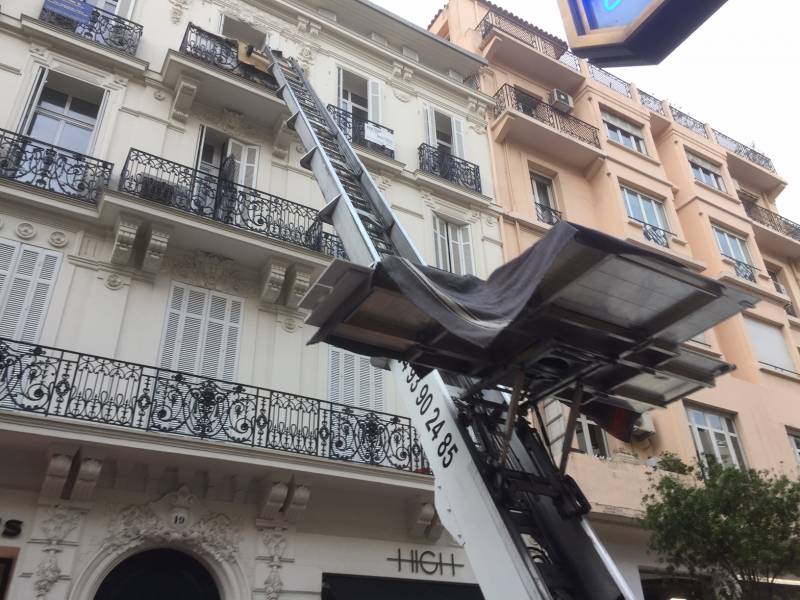 livraison du plan de travail pour cuisine a cannes