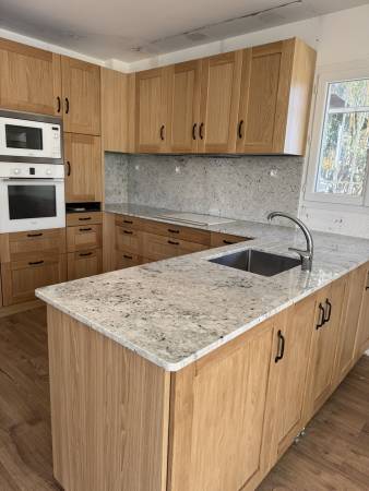 Notre zone d'activité pour ce service Plan de travail de cuisine en granit à Castelnau-le-Lez 34170