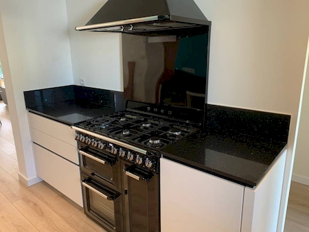 Notre zone d'activité pour ce service Prix pour la pose d'un plan de travail en granit noir pour cuisine à Castelnau-le-Lez 34170
